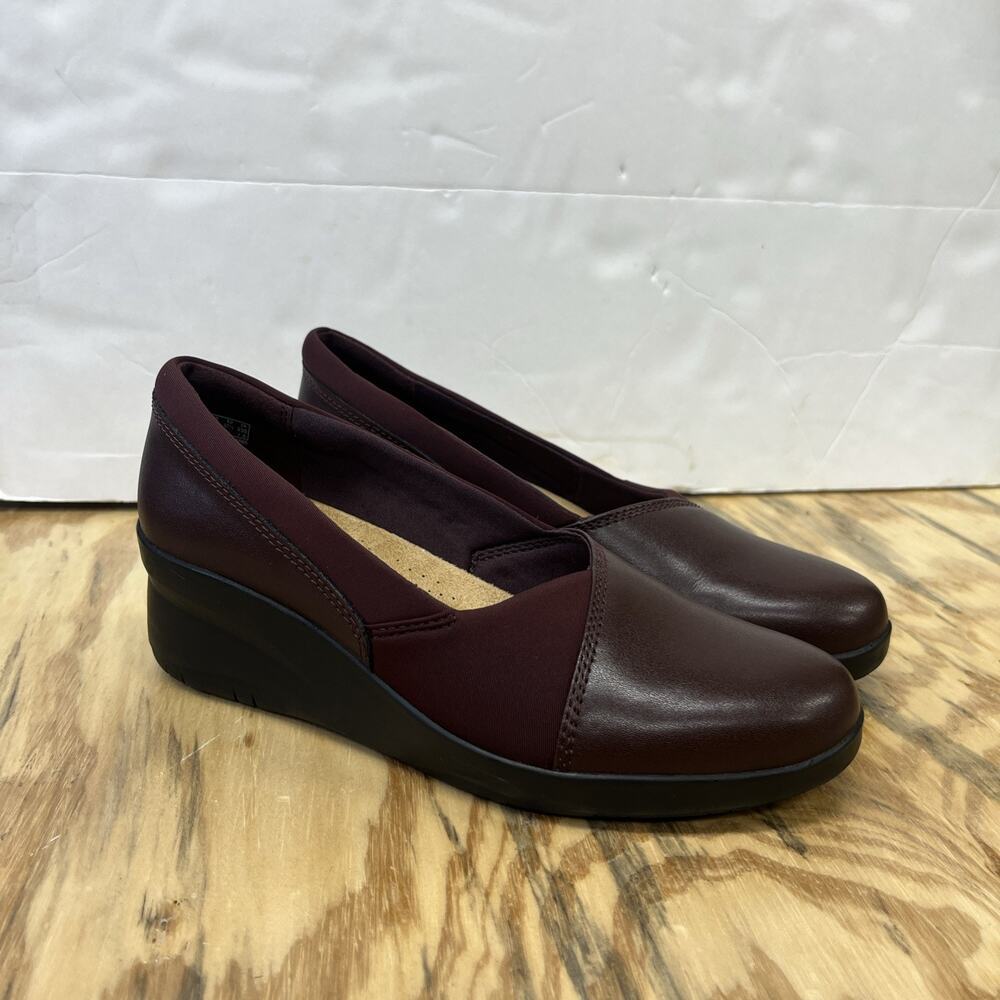 Clarks Collection Suttyn Walk Wedge Heel Slip On Shoe Womens 7M Burgundy Career